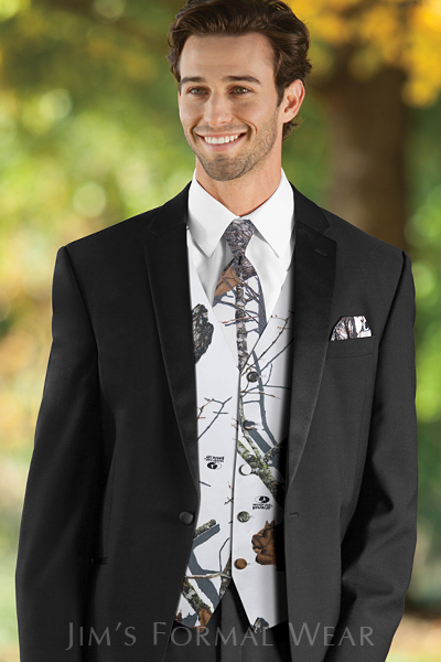 Camouflage Fullback Vest in White with Windsor Tie