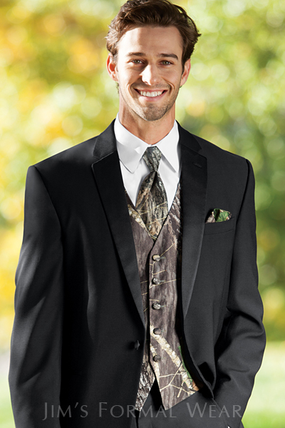 Fullback Camouflage Tuxedo Vest and Tie