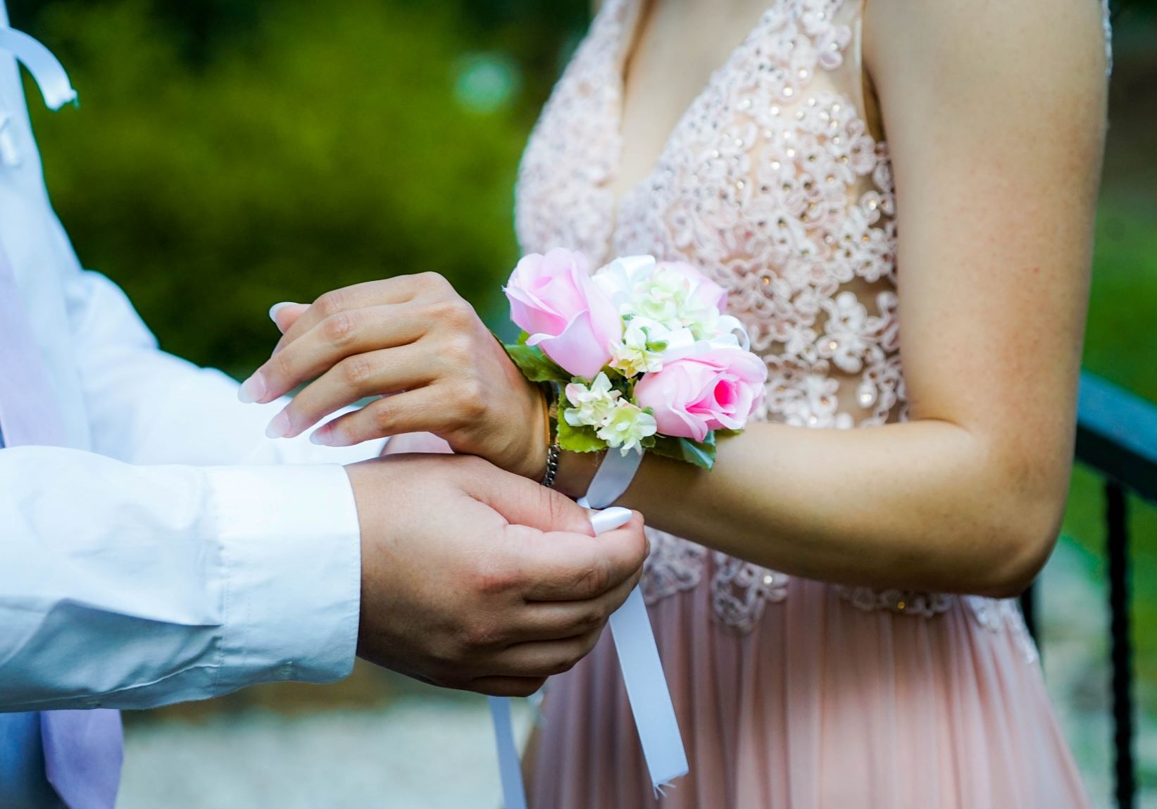 Best Promposal Ideas - Corsage