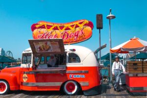 hot dog food truck