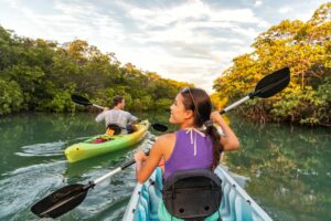 couple kayaking at Florida Keys 